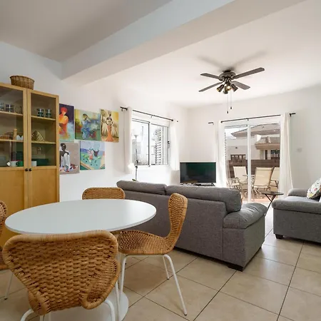 Poppy Villa Paralimni